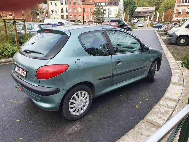 Peugeot 206 1.4i XR/ 95000KM / excellent �tat/Automate