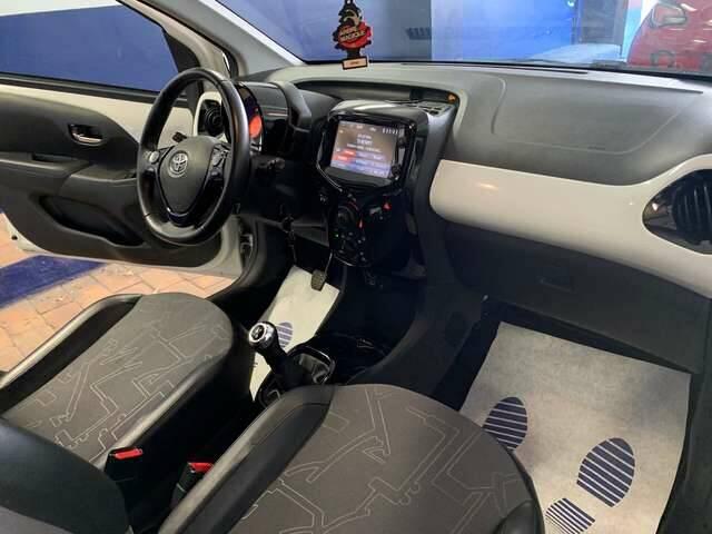 Toyota Aygo 1.0i VVT-i x-wave M/M Open Air