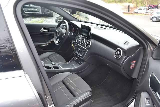 Mercedes-Benz CLA-Klasse d Boite Auto , xénon, semi cuir, gps