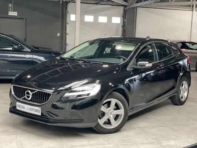 Volvo V40  2.0  2017  EURO6b  XENON  NAVI  LED