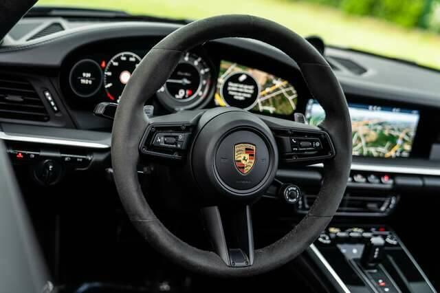 Porsche 911 Turbo 992 / Matrix LED / 360 cam / Sportuitlaat