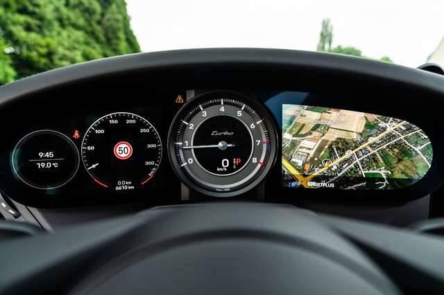 Porsche 911 Turbo 992 / Matrix LED / 360 cam / Sportuitlaat