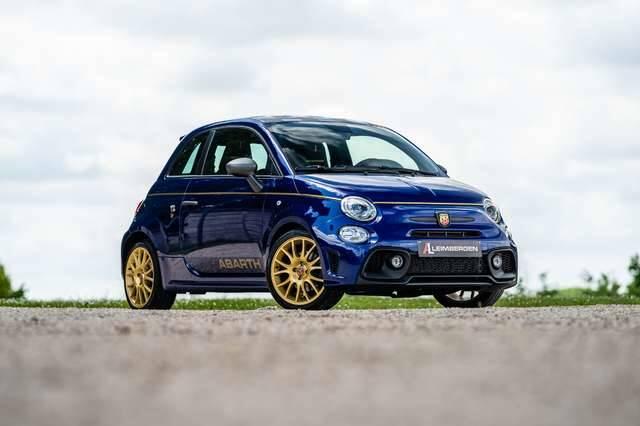 Abarth 595 ScorpioneOro / 1 of 2000 / 2.400 km