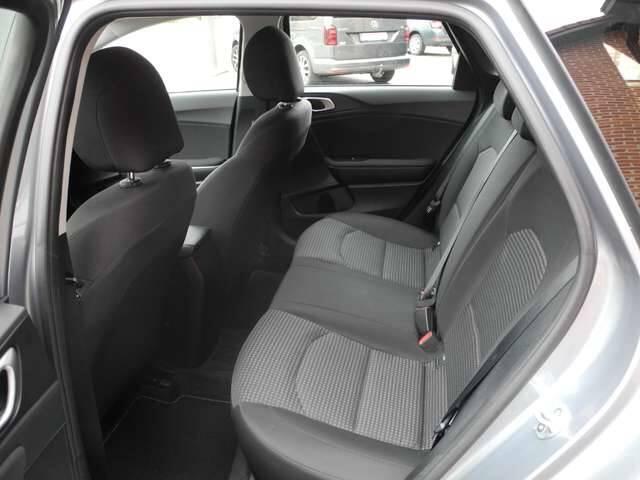 KIA CEE D 1.4i breakaircomulti stuurgarantie tot 12/2026