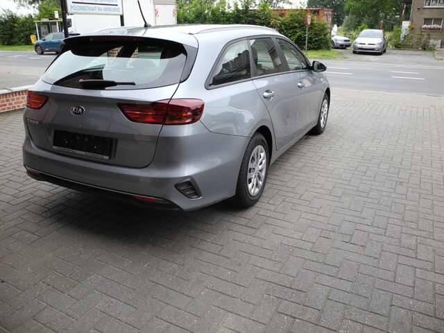 KIA CEE D 1.4i breakaircomulti stuurgarantie tot 12/2026