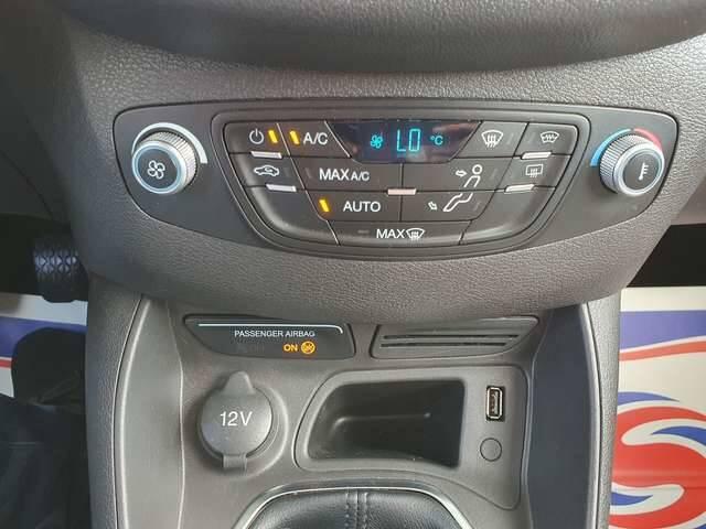 Ford Tourneo COURIER 1.5 TDCi Titanium GPS-CLIM-CRUISE-PDC-JA-V.E