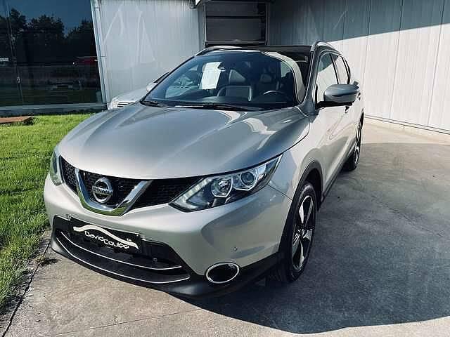 Nissan Qashqai 1.5 dCi Alcantara, Cam360�, Attelage, Toit Pano