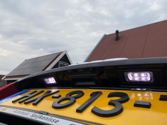 Audi A1 Sportback 1.2 TFSI Ambition Pro Line Business,5DRS,Elec.Ramen,Navi,Rotor Velgen.