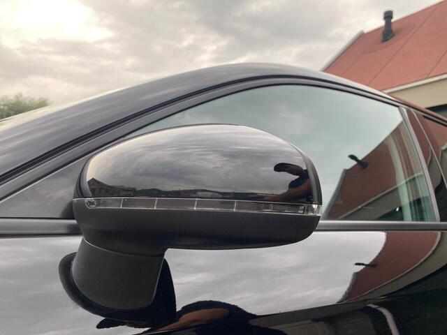 Audi A1 Sportback 1.2 TFSI Ambition Pro Line Business,5DRS,Elec.Ramen,Navi,Rotor Velgen.