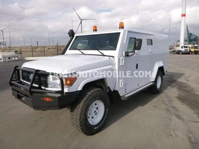 Toyota Land CRUISER cash in transit  - export out eu tropical version