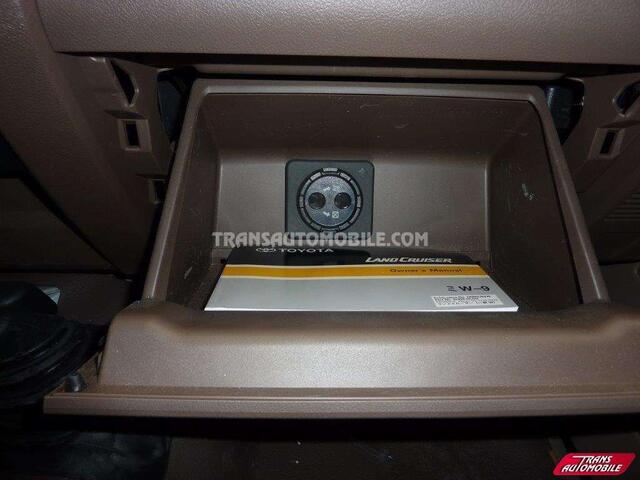 Toyota Land CRUISER metal top hzj 78 - export out eu tropical version