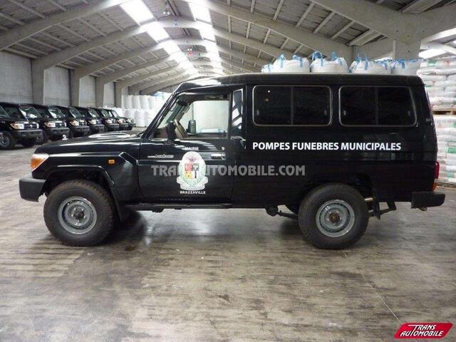 Toyota Land CRUISER metal top hzj 78 - export out eu tropical version