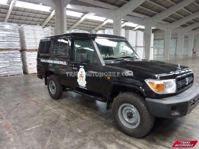 Toyota Land CRUISER metal top hzj 78 - export out eu tropical version