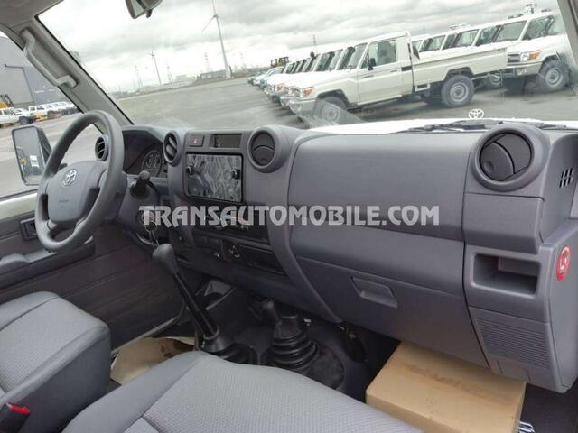 Toyota Land CRUISER hzj 79 single cab - export out eu tropical version