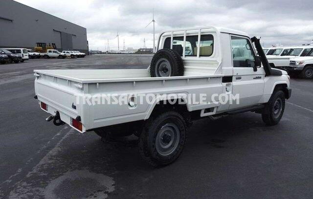 Toyota Land CRUISER hzj 79 single cab - export out eu tropical version