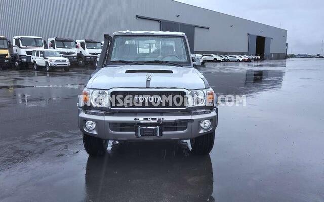 Toyota Land CRUISER vdj v8 single cab - export out eu tropical version