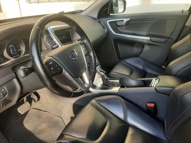 Volvo XC60 2.0 D4 Ocean Race Geartronic Full Options