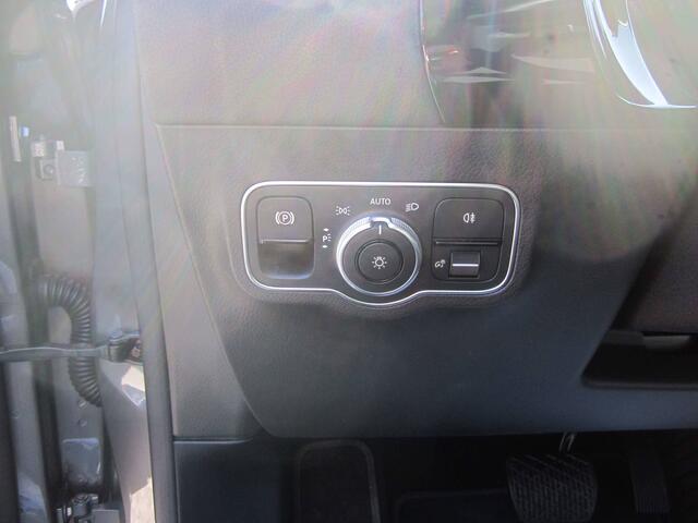 Mercedes-Benz CLA-Klasse PROGRESSIVE-AUTOMAAT-FULL OPTION