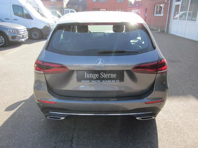 Mercedes-Benz CLA-Klasse PROGRESSIVE-AUTOMAAT-FULL OPTION