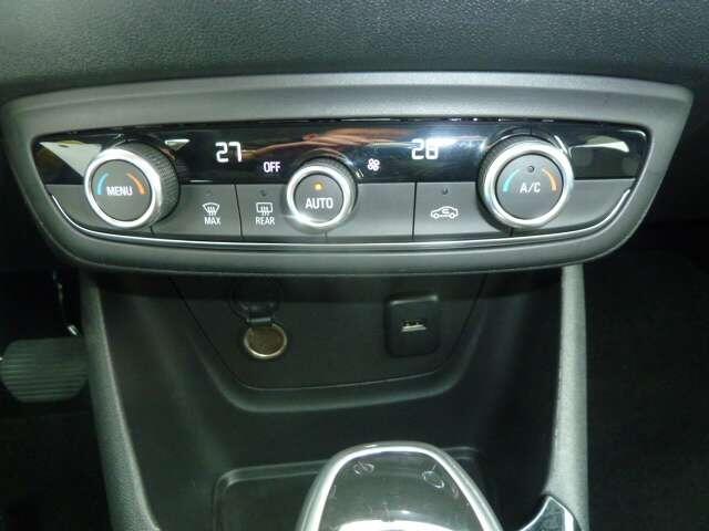 Opel Crossland X 1.5 Turbo D Innovation / BOITE AUTOMATIQUE