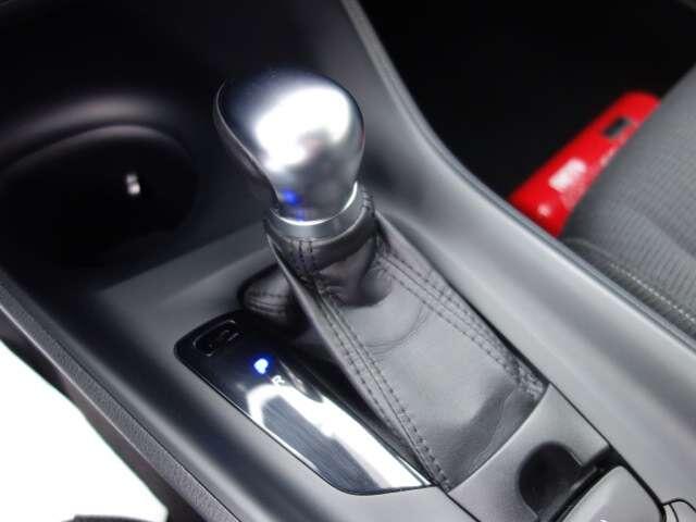 Toyota C-HR 1.8i VVT-i Hybrid C-Enter E-CVT