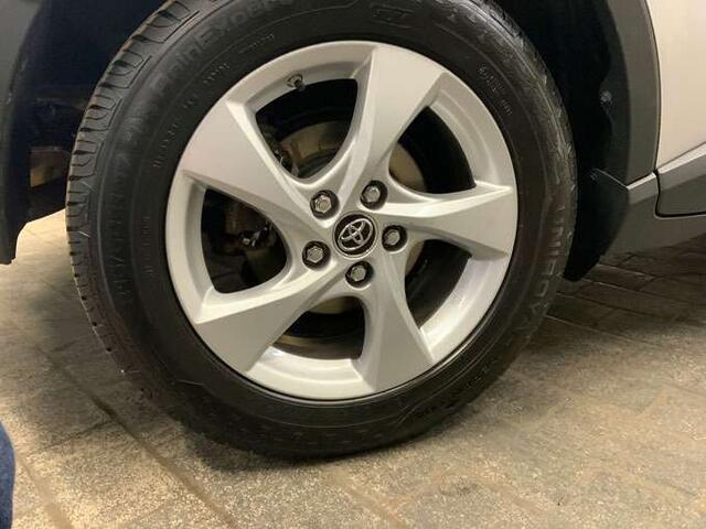 Toyota C-HR 1.8i VVT-i Hybrid C-Enter E-CVT