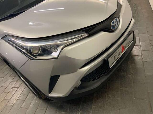 Toyota C-HR 1.8i VVT-i Hybrid C-Enter E-CVT