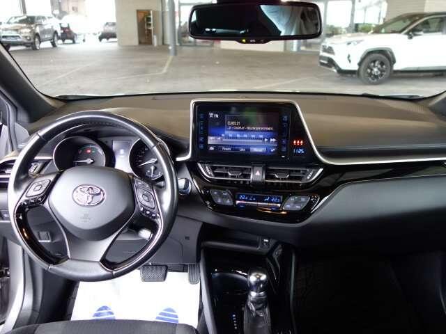 Toyota C-HR 1.8i VVT-i Hybrid C-Lub E-CVT