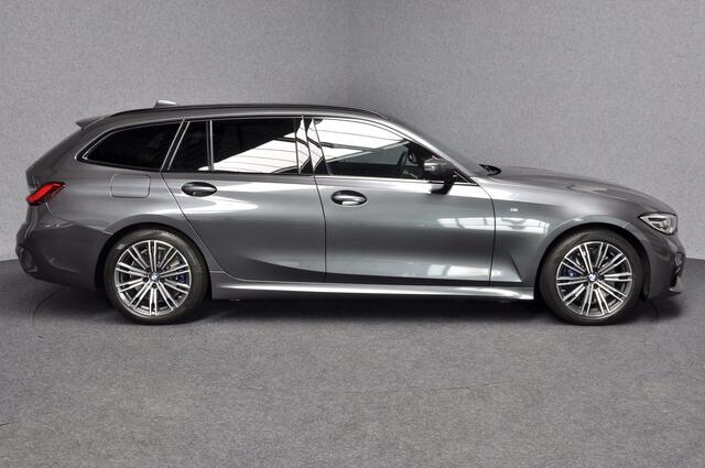 BMW 3-Serie D - Touring - Apple Carplay - HiFi - Camera - LED
