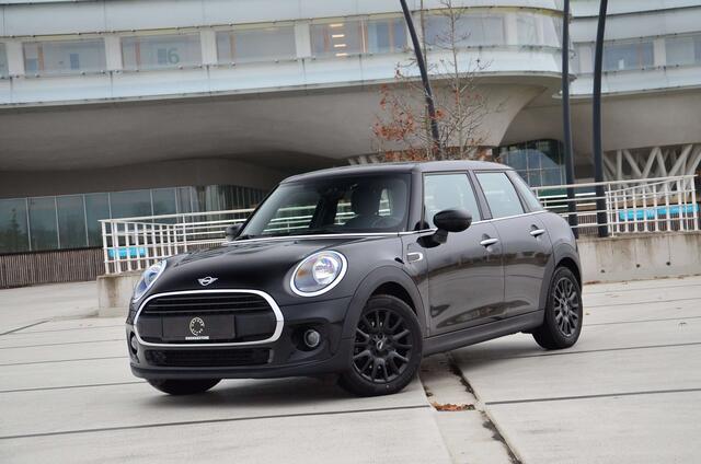 Mini Mini 5 DOORS / BLACKYARD / PDC / AIRCO / 1ST OWNER