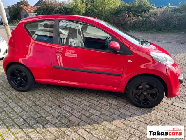 Peugeot 107 PEUGEOT 107
