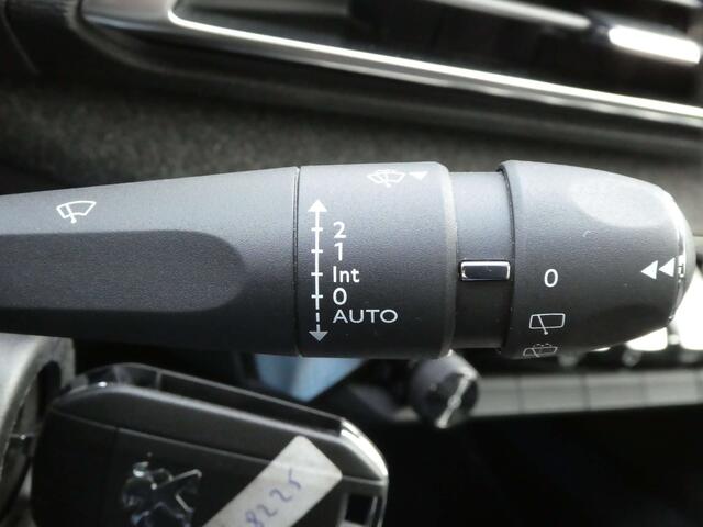 Peugeot 3008 1.2 PureTech Allure