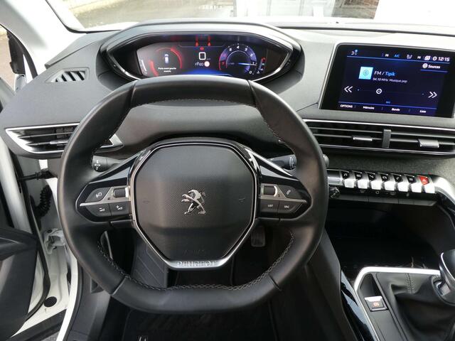 Peugeot 3008 1.2 PureTech Allure