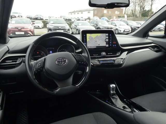 Toyota C-HR 1.8i VVT-i Hybrid C-Lub E-CVT