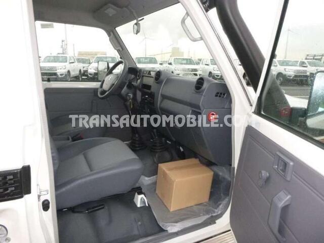 Toyota Land CRUISER hzj 79 single cab - export out eu tropical version