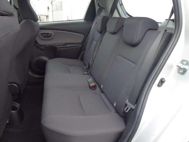 Toyota Yaris 1.5i Dual VVT-iE Y-oung