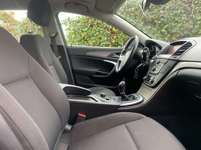 Opel Insignia 2.0 CDTi Edition DPF
