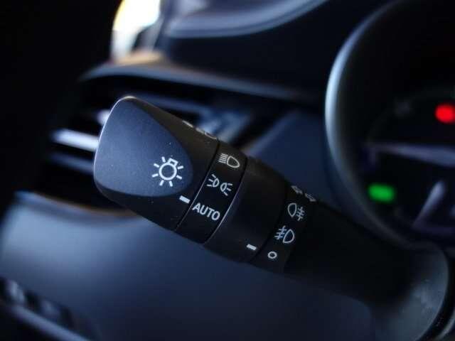 Toyota C-HR 1.8i VVT-i Hybrid C-Enter E-CVTEU6.2