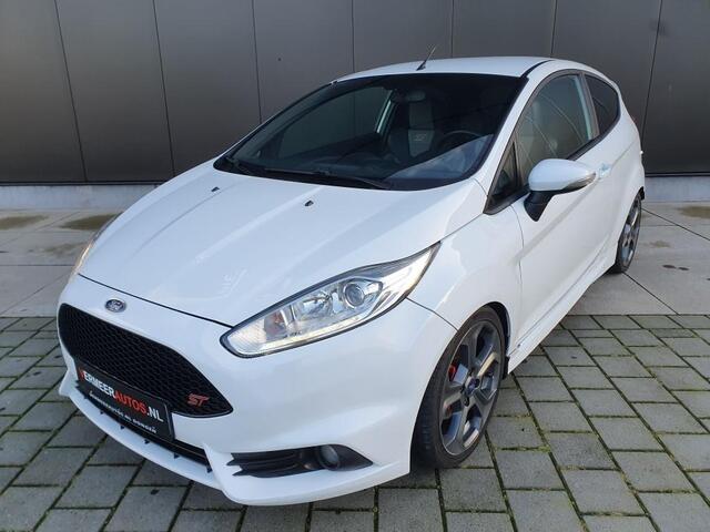 Ford Fiesta 1.6 ST2/FROZEN WHITE/182 PK/DEALER ONDERHOUDEN/RECARO/NEW APK