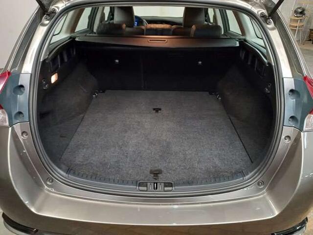 Toyota Auris 1.8i HSD Comfort