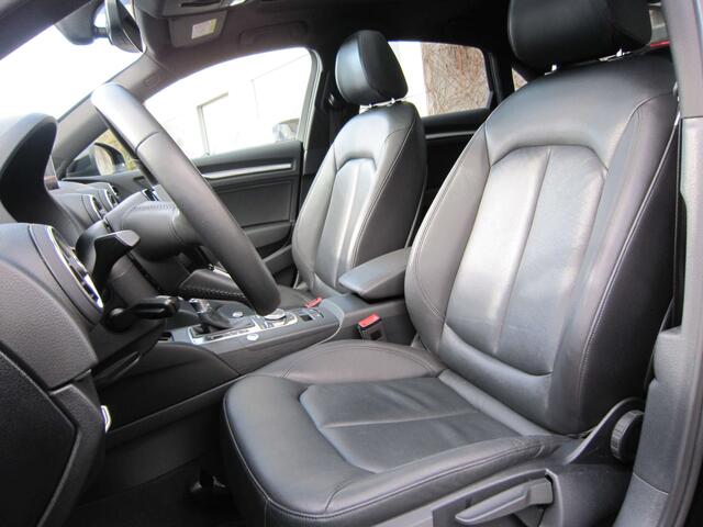 Audi A3 1.6 TDi Business Edition boite auto S tronic