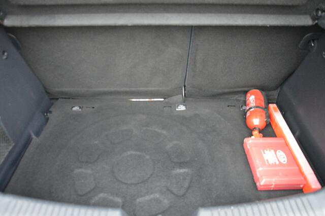 KIA RIO 1.1 CRDi Lounge NEUF CLIM AUTO 18.946KM GAR