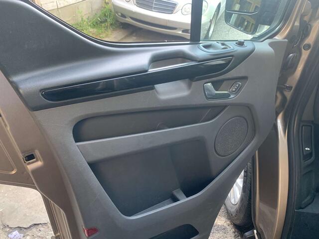 Ford Transit CUSTOM L2H1 AUTO GPS 12 mois de garantie
