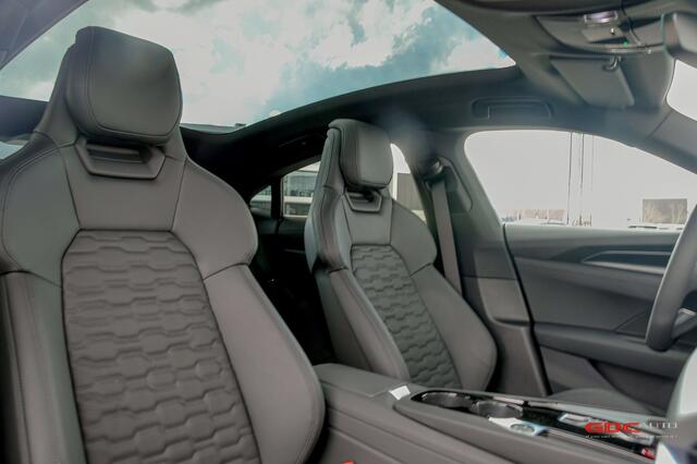 Audi E-Tron GT  Quattro E TRON