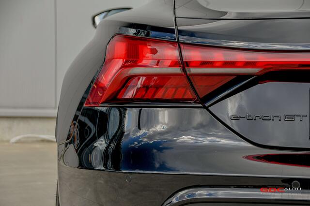 Audi E-Tron GT  Quattro E TRON