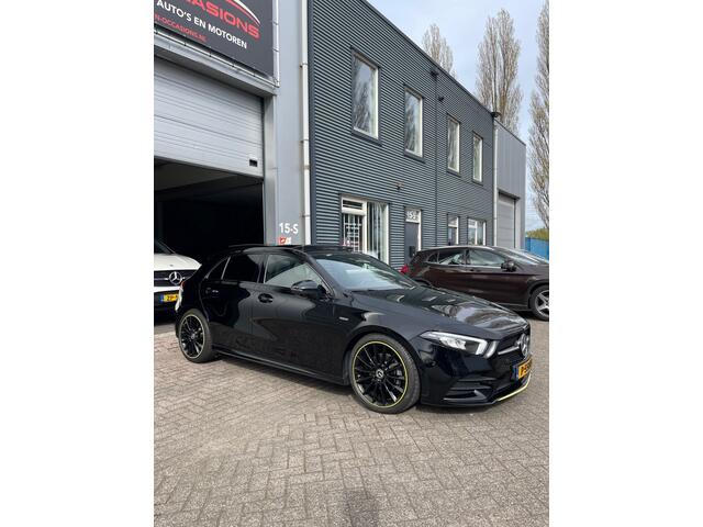 Mercedes-Benz A-Klasse 200 EDITION 1 AMG NIGHT SFEER PANO