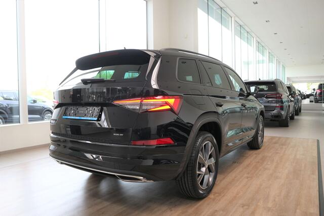 Skoda Kodiaq 1.5TSI 150PK DSGSPORTLINE7ZITVELE OPTIESSTOCK