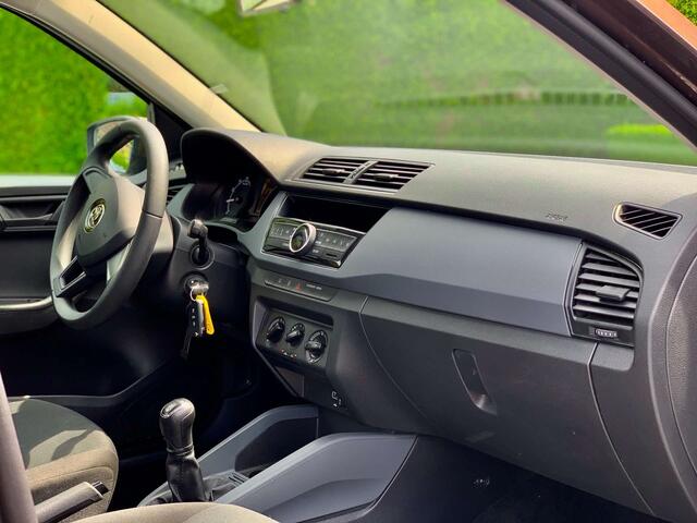 Skoda Fabia 1.0i Active || ER | AC | USB | CV