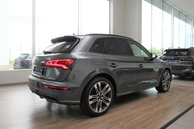 Audi Q5 3.0TDI V6FULL OPTIONLICHTE VRACHTTOPWAGEN 