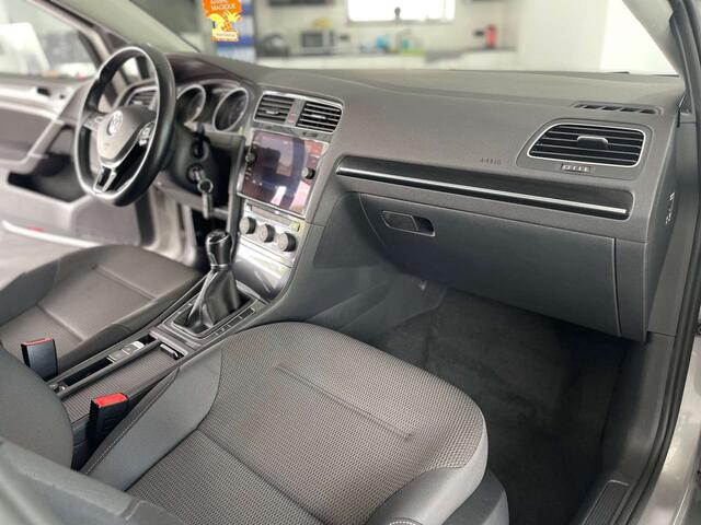Volkswagen Golf CR TDi BMT Comfortline Garantie 12 mois
